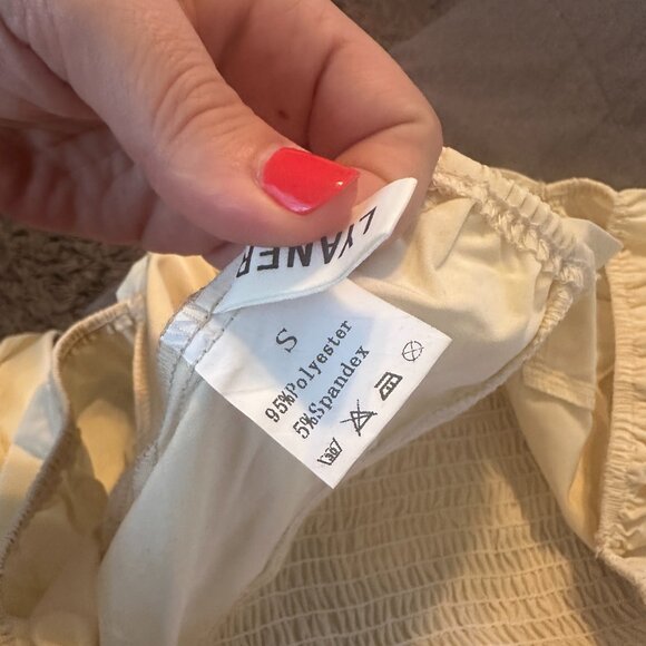 LYANER Women's Tie Front Long Sleeve Crop Blouse - Picture 5 of 5